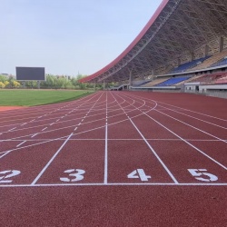为什么塑胶跑道施工会脱层?