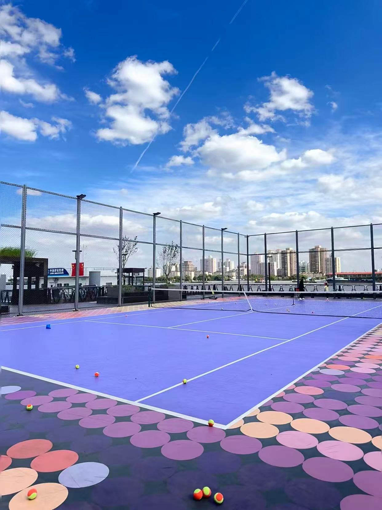 夏季暴晒冬季冻融?硅pu的耐候性如何经受极端气候考验?