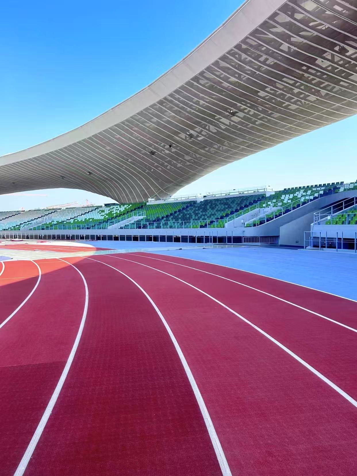 如何判断塑胶跑道的质量