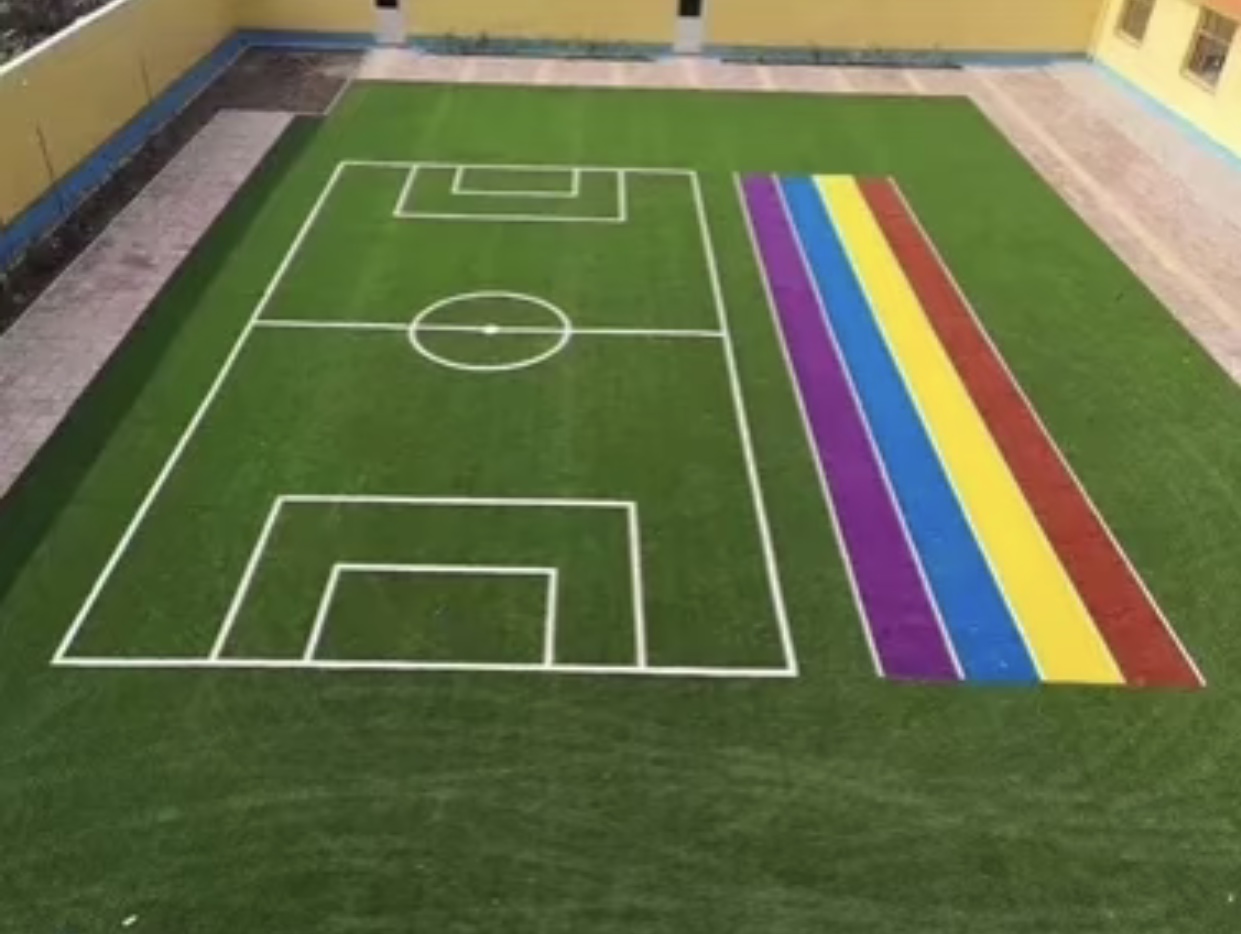 人造草坪草丝密度和高度的合适选择