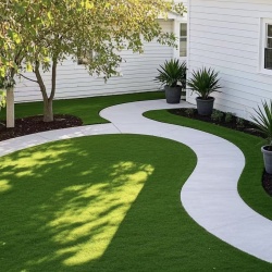 人造草坪的透水性原理：雨天不积水的秘密